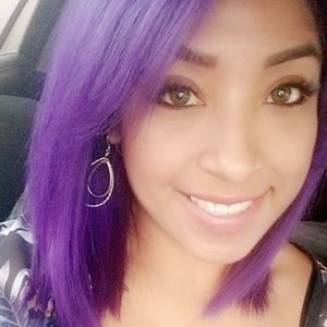 Meet your Posher, Crystal